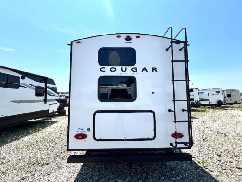 2024 Keystone 2024 Keystone Cougar Half-Ton - thumbnail 10