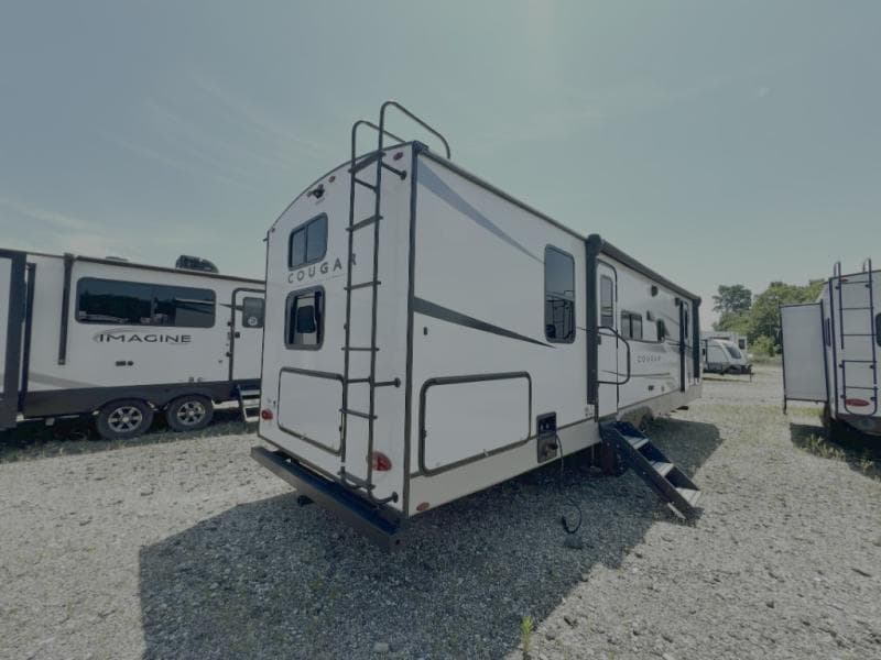 2024 Keystone 2024 Keystone Cougar Half-Ton - thumbnail 13