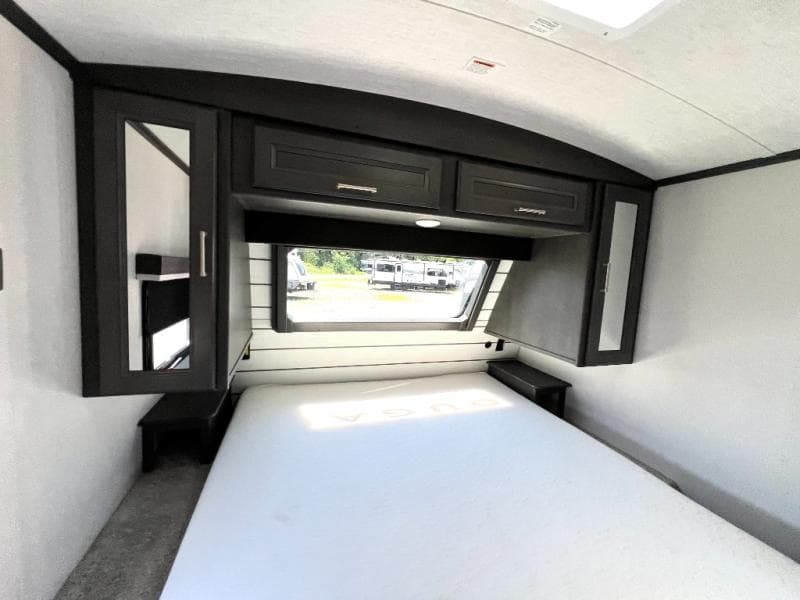2024 Keystone 2024 Keystone Cougar Half-Ton - thumbnail 43