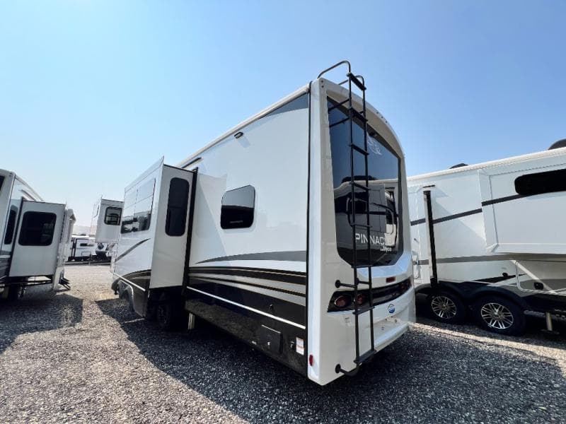 2026 Jayco 2026 Jayco Pinnacle - thumbnail 7
