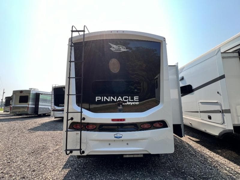 2026 Jayco 2026 Jayco Pinnacle - thumbnail 8