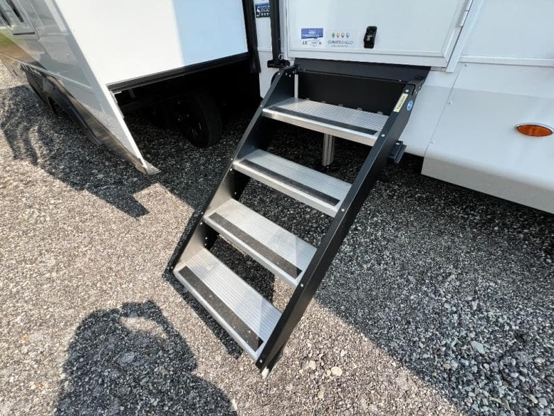 2026 Jayco 2026 Jayco Pinnacle - thumbnail 16