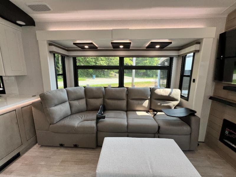 2026 Jayco 2026 Jayco Pinnacle - thumbnail 19