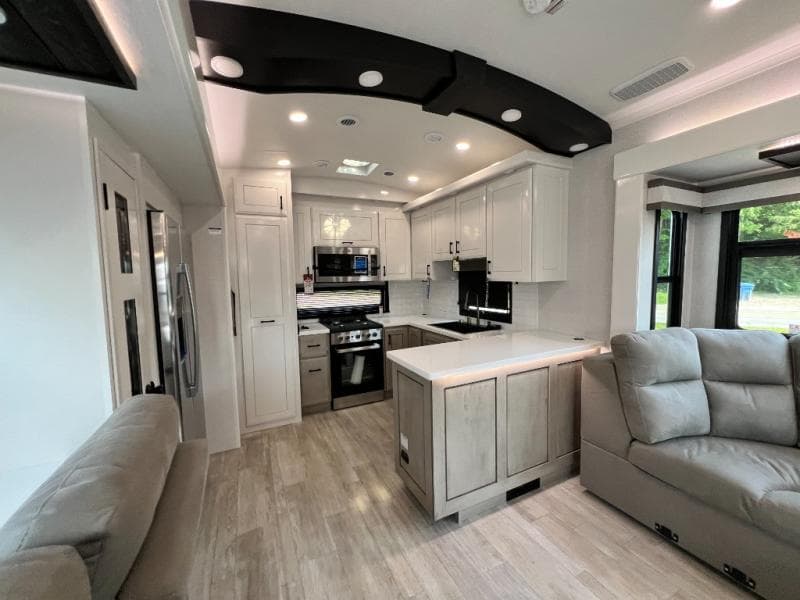 2026 Jayco 2026 Jayco Pinnacle - thumbnail 25