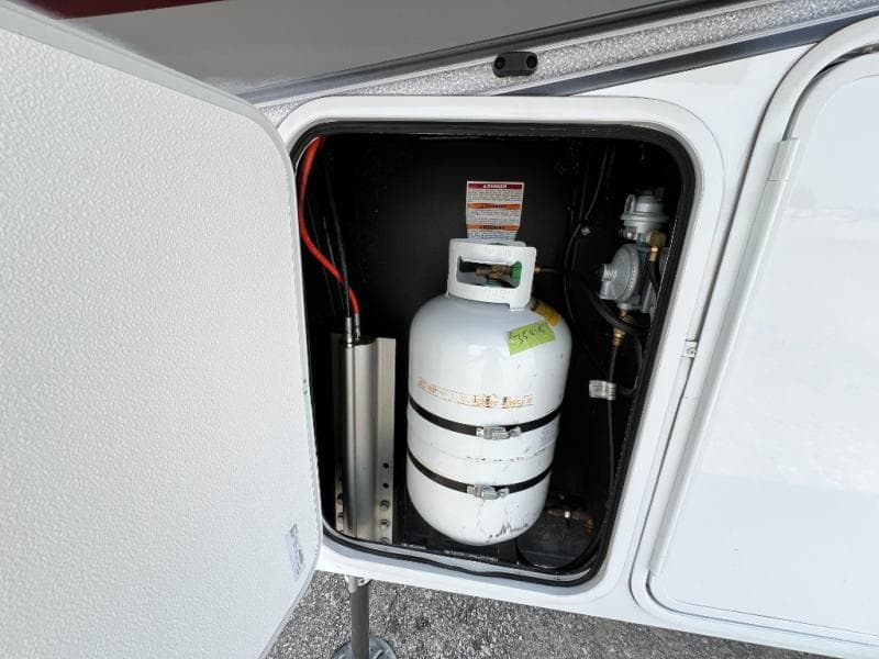 2023 Grand Design 2023 Grand Design Solitude - thumbnail 8