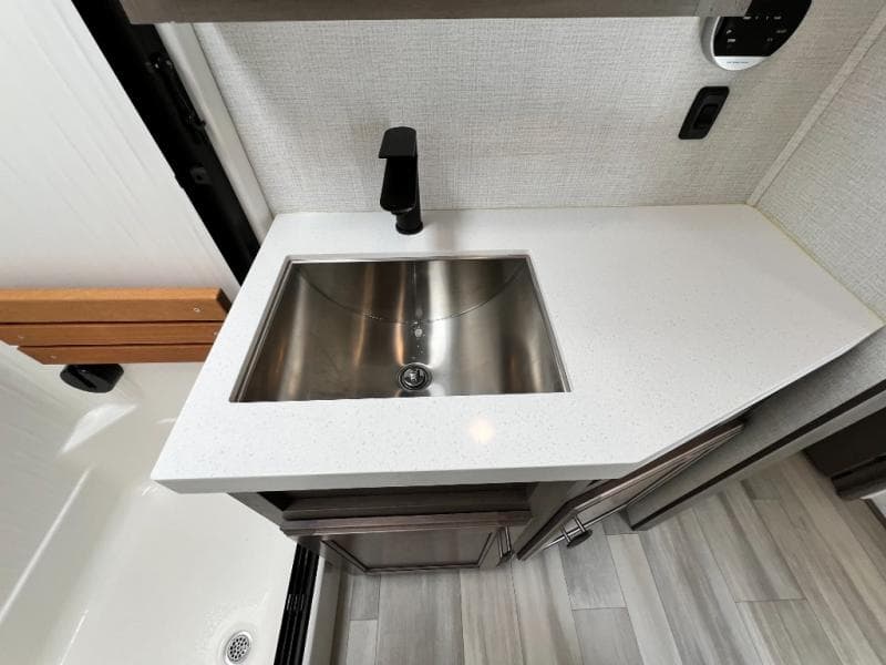 2023 Grand Design 2023 Grand Design Solitude - thumbnail 44