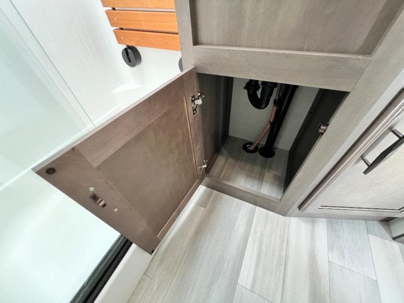 2023 Grand Design 2023 Grand Design Solitude - thumbnail 45