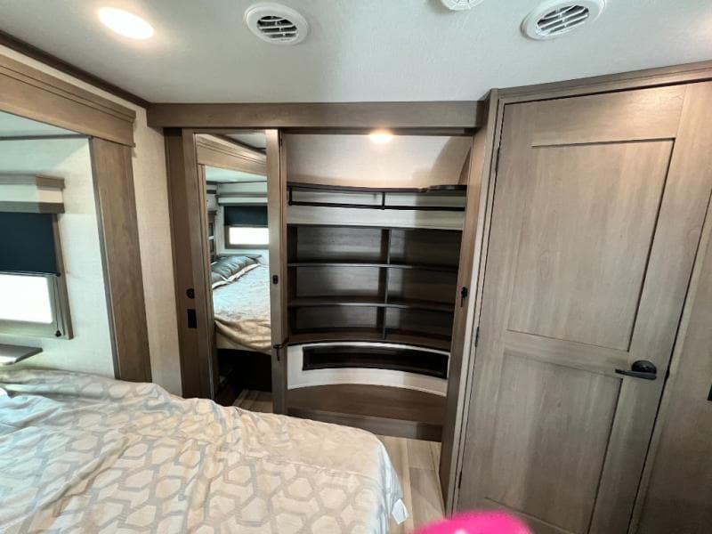 2023 Grand Design 2023 Grand Design Solitude - thumbnail 49