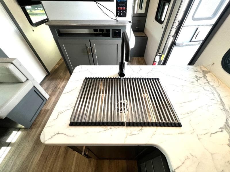 2022 Keystone 2022 Keystone Bullet Crossfire - thumbnail 17