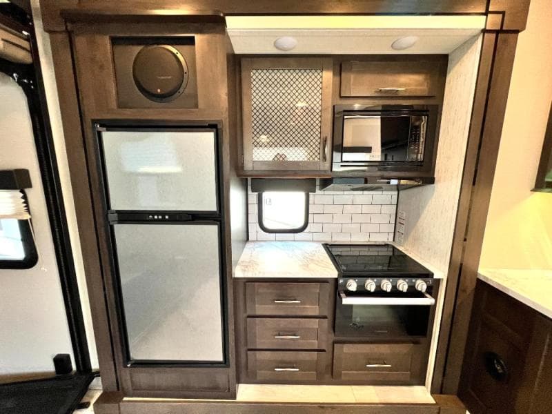 2021 Grand Design 2021 Grand Design Momentum G-Class - thumbnail 17