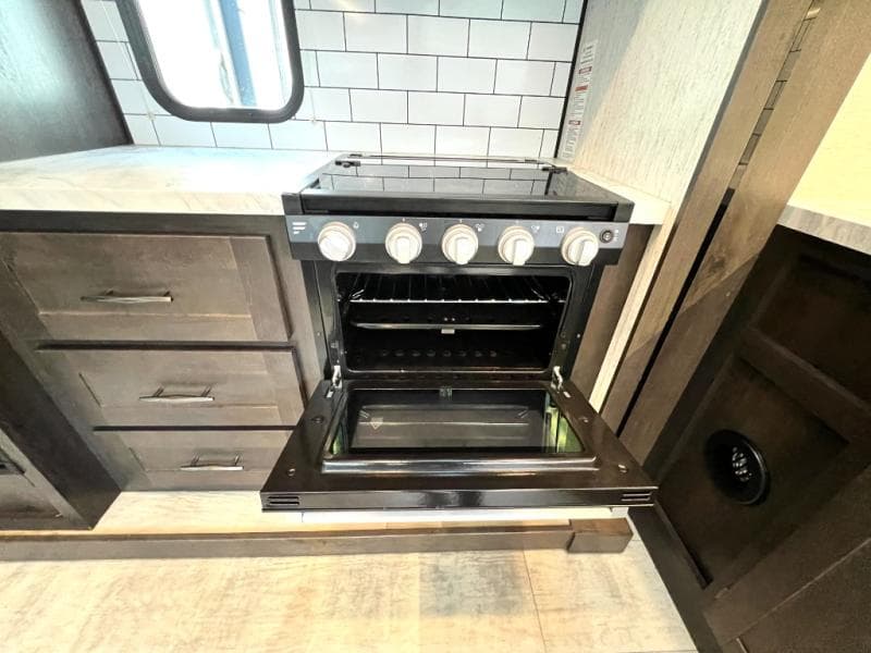 2021 Grand Design 2021 Grand Design Momentum G-Class - thumbnail 22