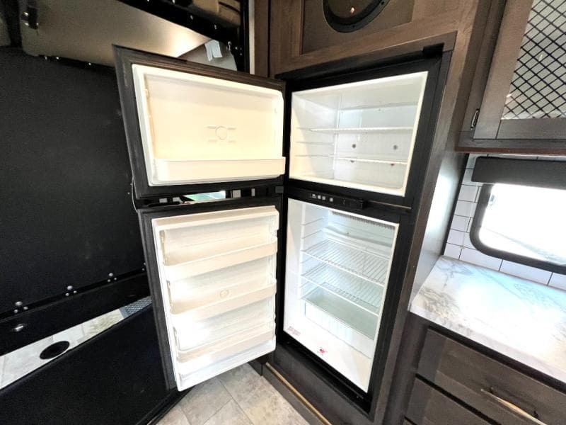 2021 Grand Design 2021 Grand Design Momentum G-Class - thumbnail 24