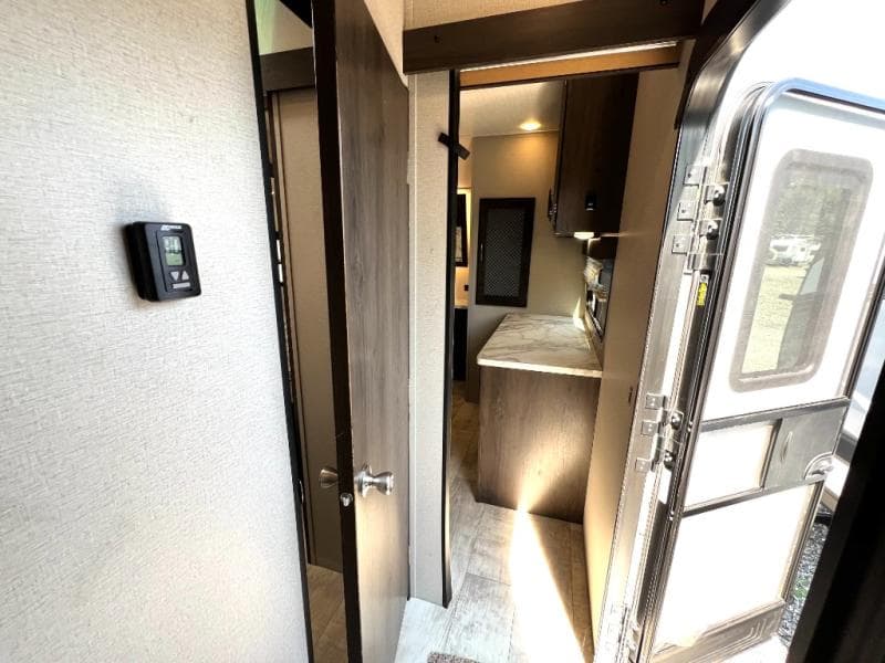 2021 Grand Design 2021 Grand Design Momentum G-Class - thumbnail 31