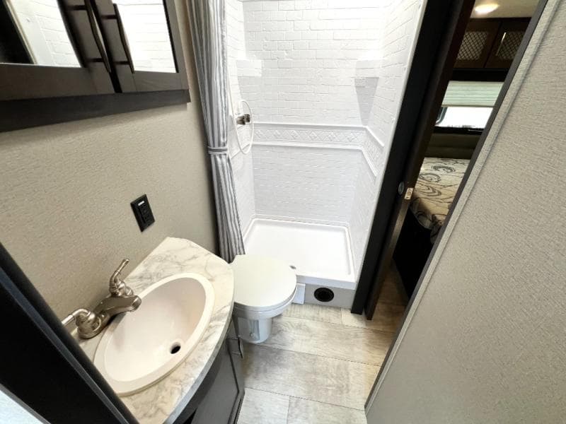 2021 Grand Design 2021 Grand Design Momentum G-Class - thumbnail 33