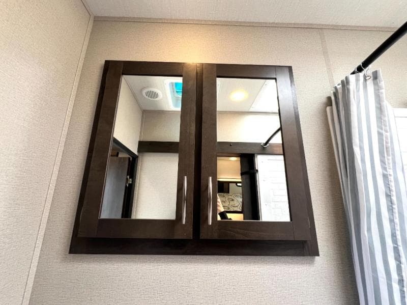 2021 Grand Design 2021 Grand Design Momentum G-Class - thumbnail 37