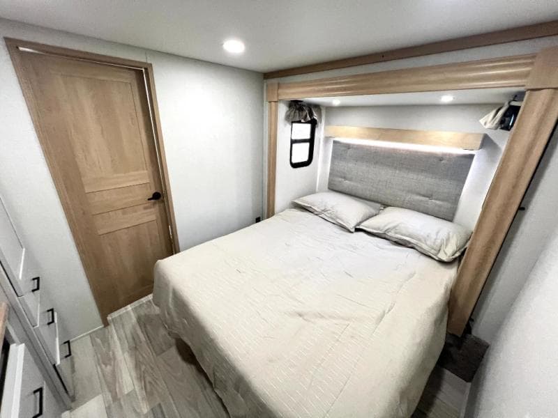 2026 Forest River 2026 Forest River Sierra - thumbnail 38