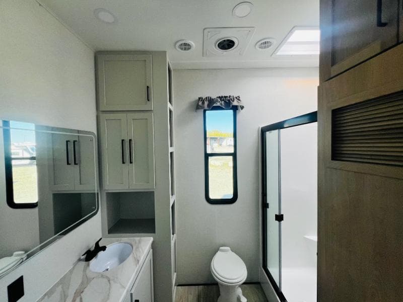 2026 Forest River 2026 Forest River Sierra - thumbnail 35