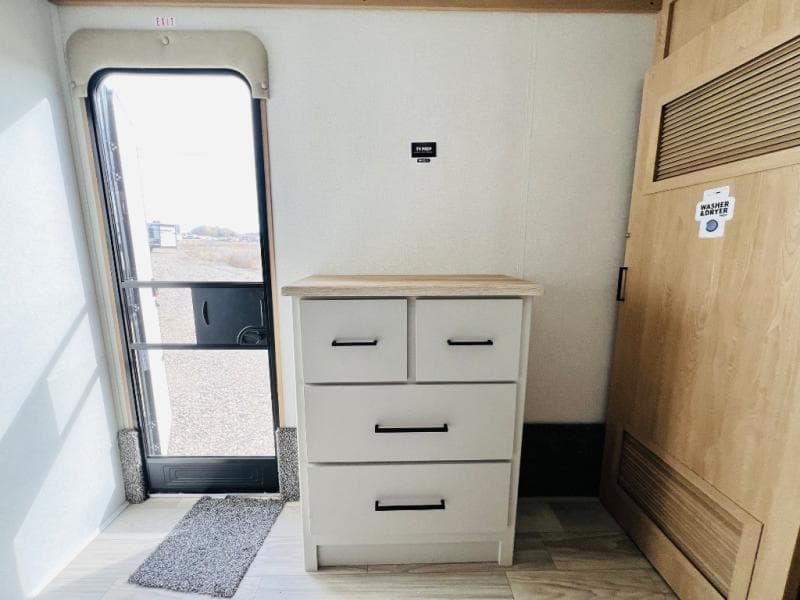 2026 Forest River 2026 Forest River Sierra - thumbnail 4