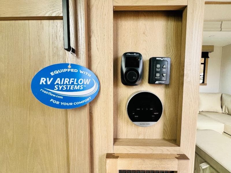 2026 Forest River 2026 Forest River Sierra - thumbnail 30