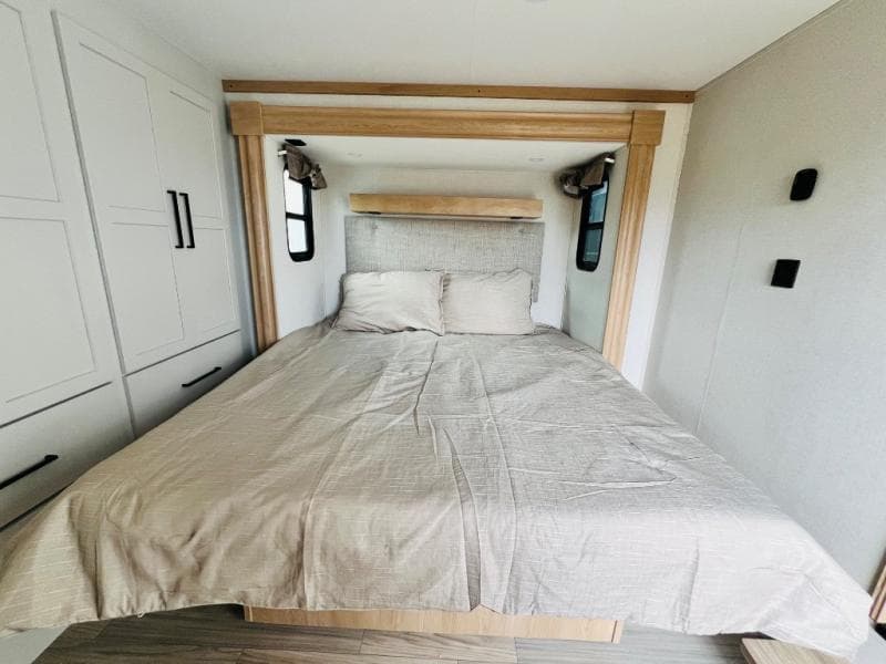 2026 Forest River 2026 Forest River Sierra - thumbnail 40