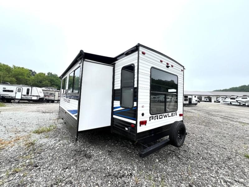 2022 Heartland 2022 Heartland Prowler - thumbnail 8