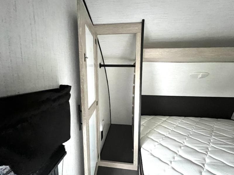 2022 Heartland 2022 Heartland Prowler - thumbnail 38