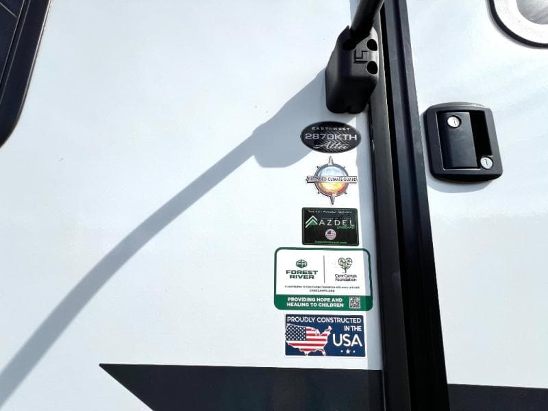 2026 East To West 2026 East To West Alta Toy Hauler - thumbnail 12