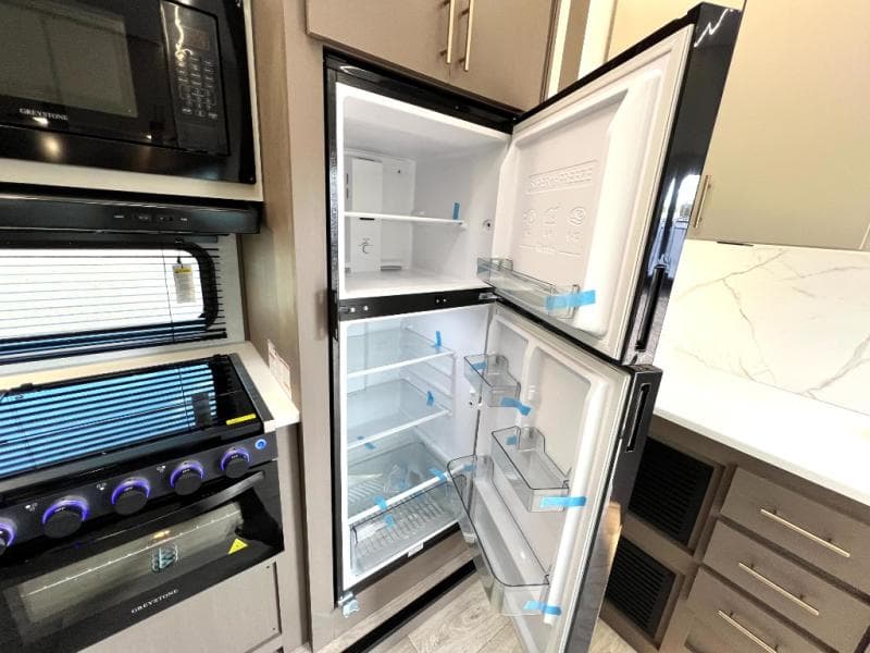 2026 East To West 2026 East To West Alta Toy Hauler - thumbnail 26