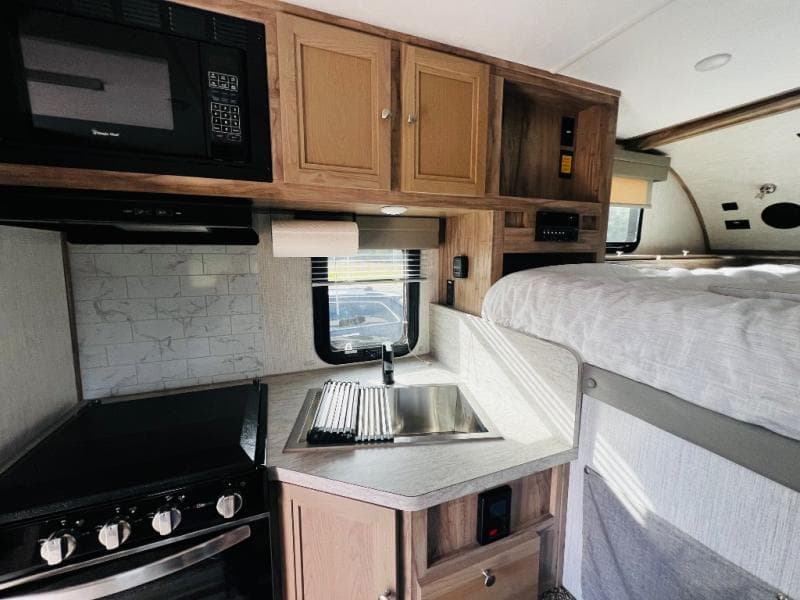 2023 Palomino 2023 Palomino Backpack - thumbnail 21