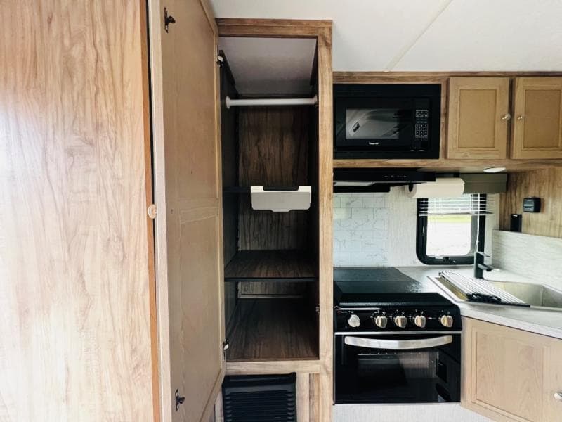 2023 Palomino 2023 Palomino Backpack - thumbnail 23