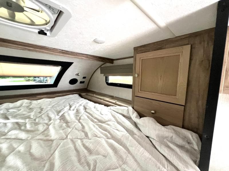 2023 Palomino 2023 Palomino Backpack - thumbnail 34