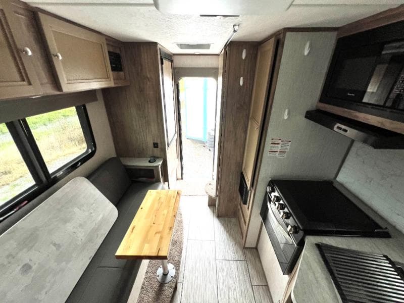 2023 Palomino 2023 Palomino Backpack - thumbnail 40