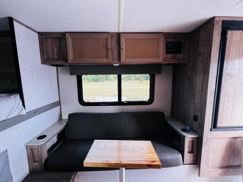 2023 Palomino 2023 Palomino Backpack - thumbnail 41