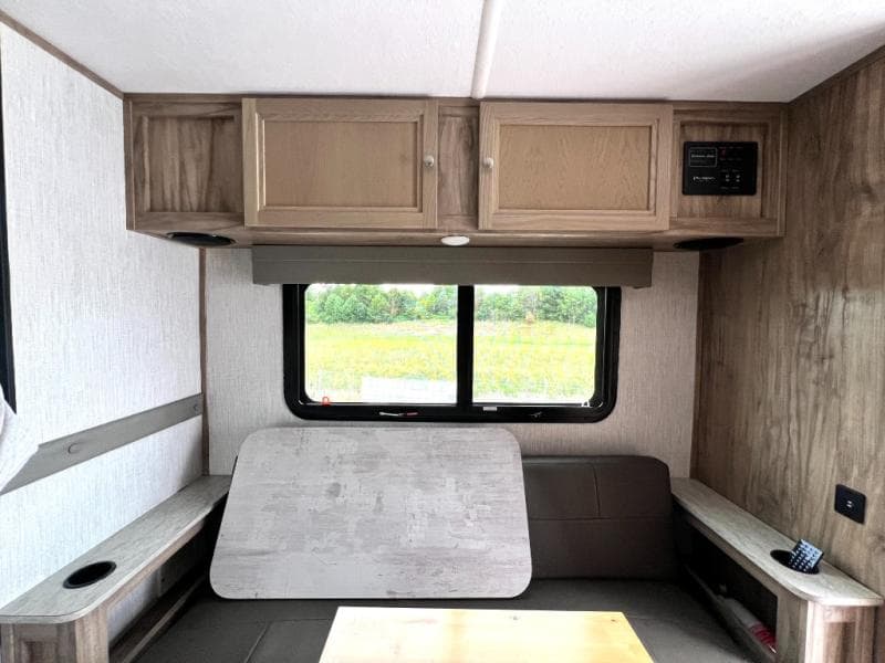 2023 Palomino 2023 Palomino Backpack - thumbnail 42