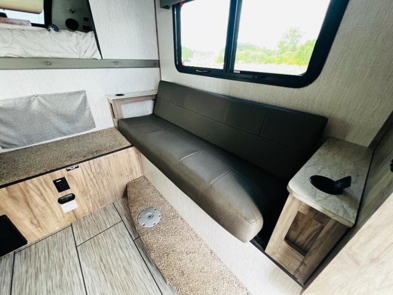 2023 Palomino 2023 Palomino Backpack - thumbnail 45