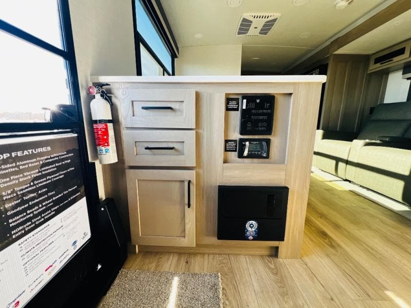 2026 Forest River 2026 Forest River Rockwood Mini Lite - thumbnail 20