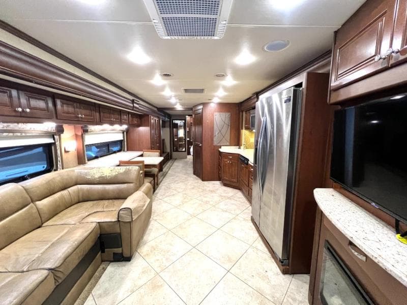 2014 Thor Motor Coach 2014 Thor Motor Coach TUSCANY XTE - thumbnail 15