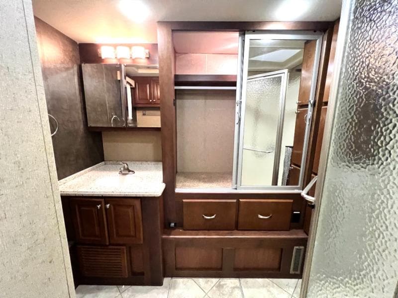 2014 Thor Motor Coach 2014 Thor Motor Coach TUSCANY XTE - thumbnail 47