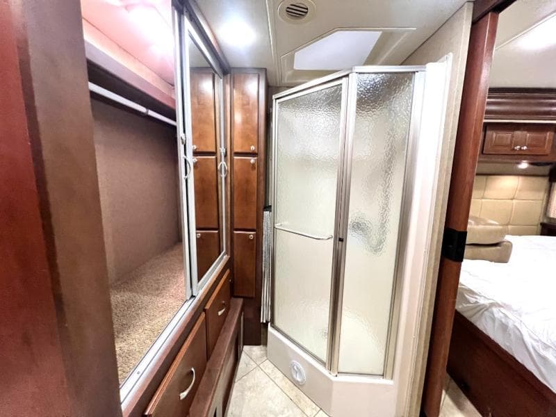 2014 Thor Motor Coach 2014 Thor Motor Coach TUSCANY XTE - thumbnail 52