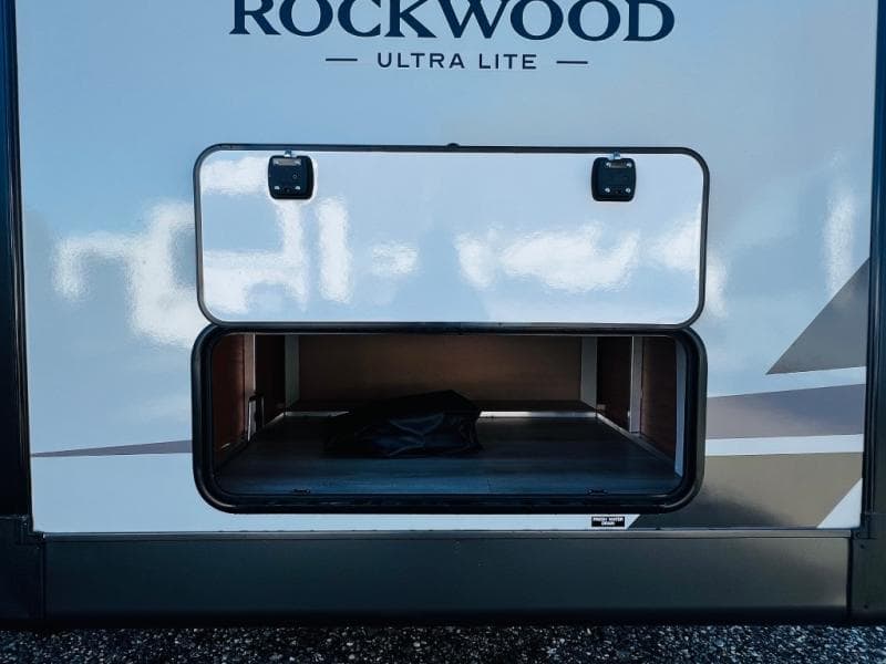 2026 Forest River 2026 Forest River Rockwood Ultra Lite - thumbnail 13