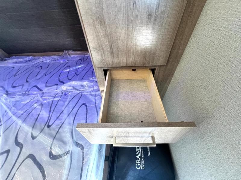 2022 Grand Design 2022 Grand Design Imagine XLS - thumbnail 22