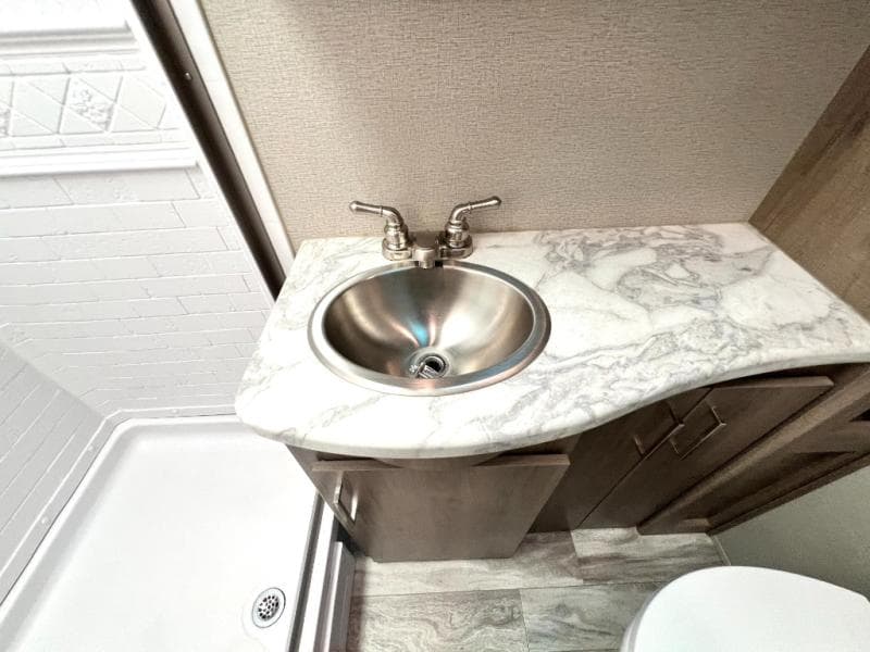 2022 Grand Design 2022 Grand Design Imagine XLS - thumbnail 36