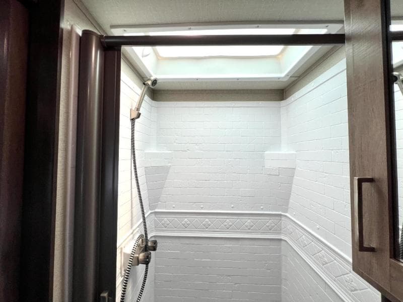 2022 Grand Design 2022 Grand Design Imagine XLS - thumbnail 39