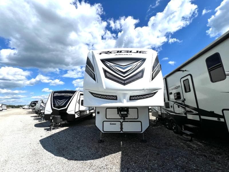 2022 Forest River 2022 Forest River Vengeance Rogue Armored - thumbnail 6