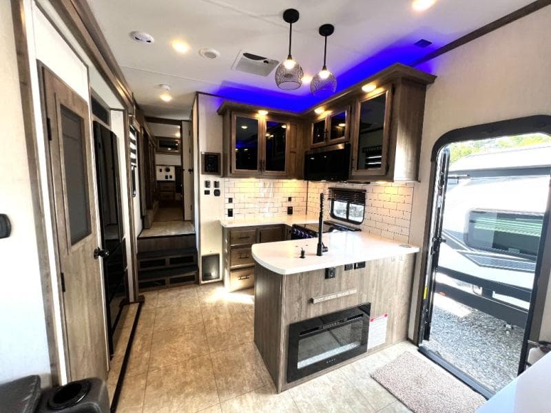 2022 Forest River 2022 Forest River Vengeance Rogue Armored - thumbnail 21