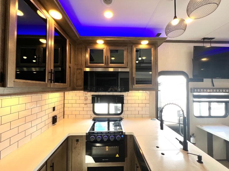 2022 Forest River 2022 Forest River Vengeance Rogue Armored - thumbnail 22