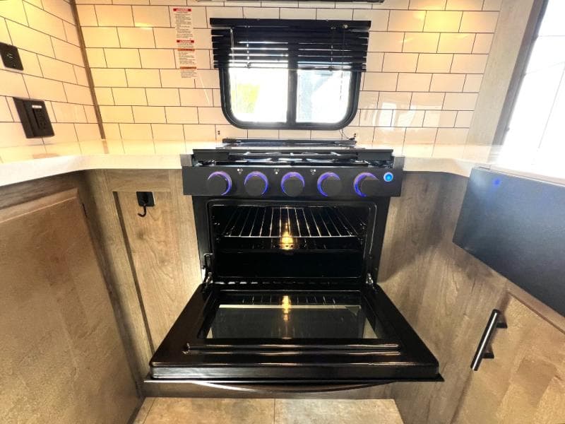 2022 Forest River 2022 Forest River Vengeance Rogue Armored - thumbnail 29