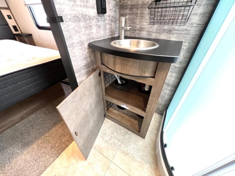 2022 Forest River 2022 Forest River Vengeance Rogue Armored - thumbnail 40