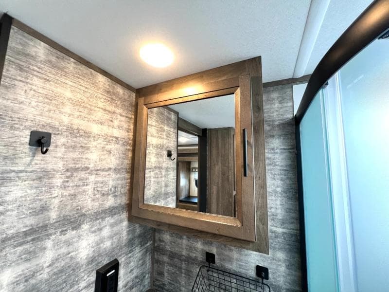 2022 Forest River 2022 Forest River Vengeance Rogue Armored - thumbnail 41