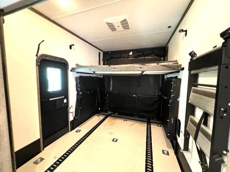 2022 Forest River 2022 Forest River Vengeance Rogue Armored - thumbnail 52